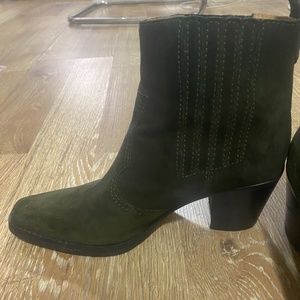 GANNI chunky-heel pull-on boots